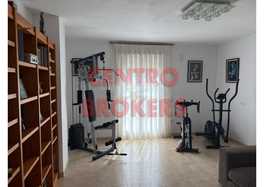 Dom szeregowy w dzielnicy  Bulevar de Jucar Cullera